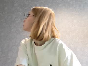 Elwinebanford July 18, 2025 Chaturbate stream image