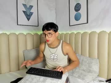 Maxstrong022 July 18, 2025 Chaturbate stream image