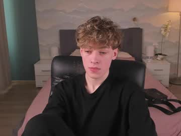 Lovely_Kevin_ July 19, 2025 Chaturbate stream image