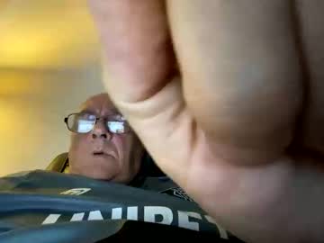 Sweatus33 July 19, 2025 Chaturbate stream image