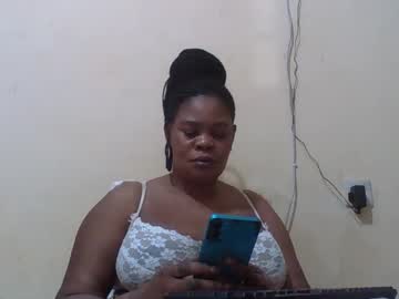 Sexydove2 stream photo from July 19, 2025
