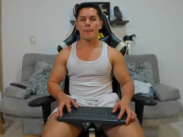 Julian_Wallace July 19, 2025 Chaturbate stream image