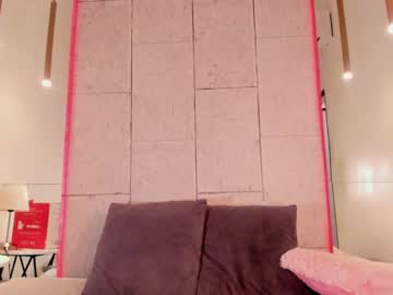 Daphne_Courtis stream photo from July 20, 2025