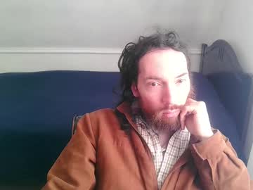 Essentiapresence stream photo from July 20, 2025