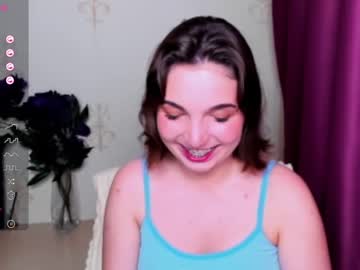 Kindhazelhere_ July 21, 2025 Chaturbate stream image