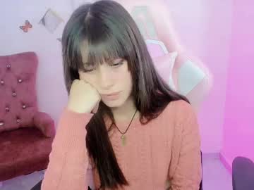 Zooeybelair stream photo from July 21, 2025