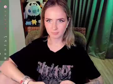 Shyfoxxxy stream photo from July 21, 2025