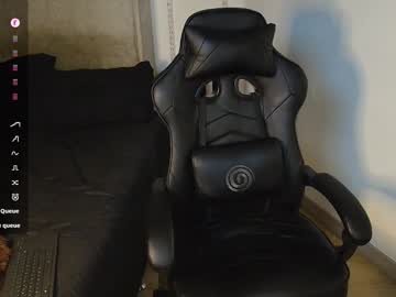 Colombianmuscle8 July 22, 2025 Chaturbate stream image