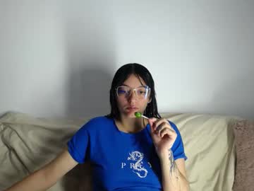 Lessliee stream photo from July 22, 2025