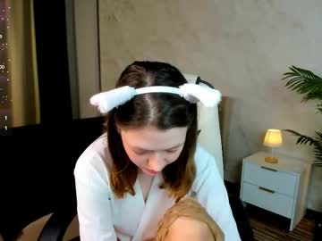 Lunarlily7 July 22, 2025 Chaturbate stream image