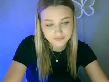 Mia_Moon27 July 22, 2025 Chaturbate stream image