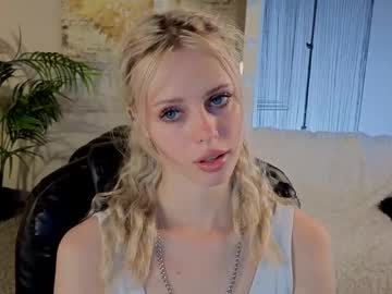 Nelly_Carroll July 22, 2025 Chaturbate stream image