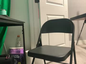 Allergictochat stream photo from July 22, 2025
