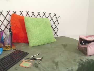 Alisson_Sharlot04 stream photo from July 22, 2025