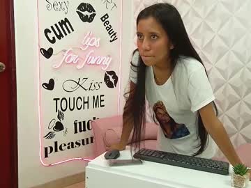 Freneci_22 July 24, 2025 Chaturbate stream image