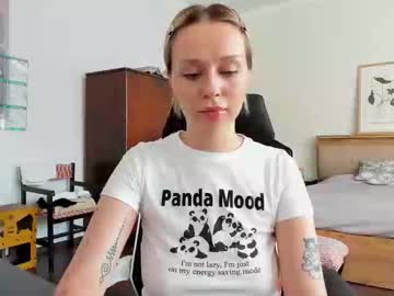 Em_Emiliee July 24, 2025 Chaturbate stream image