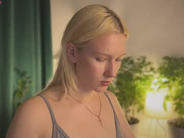 Lora_Hellyeah July 24, 2025 Chaturbate stream image