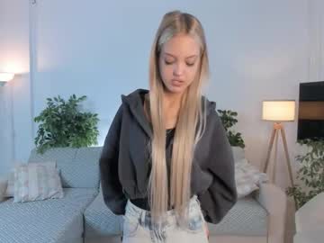 Daphnetenneson July 25, 2025 Chaturbate stream image