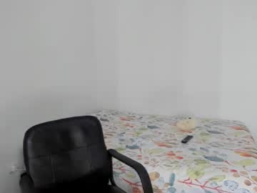 Andrea_Loaiza2 July 25, 2025 Chaturbate stream image