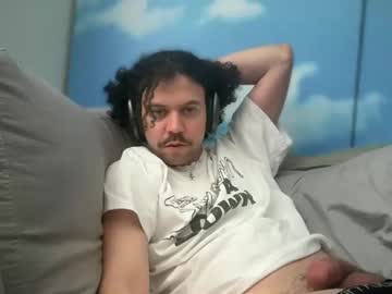 Tyleruzi July 25, 2025 Chaturbate stream image