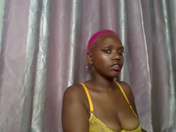 Queen_Lov4 July 26, 2025 Chaturbate stream image