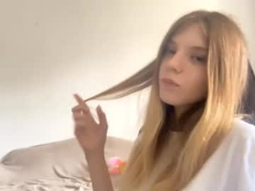 Georgietiogangco July 27, 2025 Chaturbate stream image