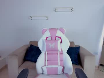 _April_Smith_ July 29, 2025 Chaturbate stream image