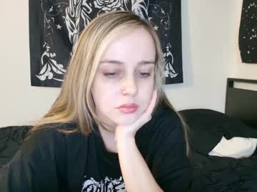 Luna_Lovelyy July 31, 2025 Chaturbate stream image