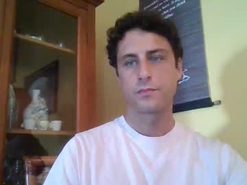 Renud August 01, 2025 Chaturbate stream image