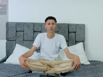 Carlos19_Gomez August 01, 2025 Chaturbate stream image