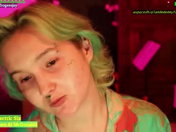 Frogessjay August 01, 2025 Chaturbate stream image