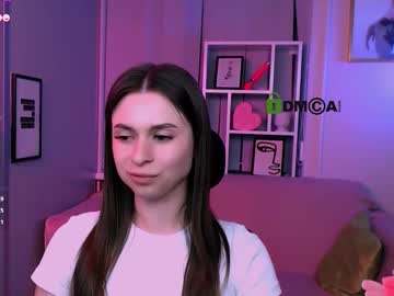 Helly_Kiss August 01, 2025 Chaturbate stream image