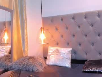 Ittlee_Angels August 01, 2025 Chaturbate stream image