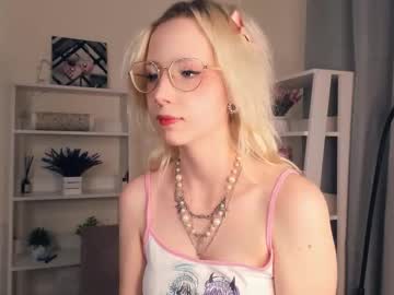 Cara_Delevingnee August 02, 2025 Chaturbate stream image