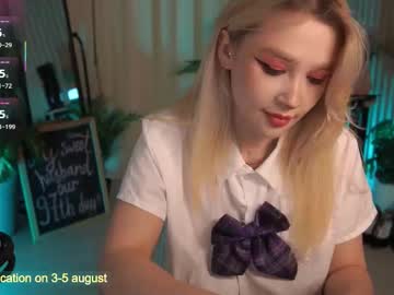 Laurawifeness August 02, 2025 Chaturbate stream image