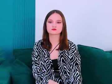 Strawbunnybite August 02, 2025 Chaturbate stream image