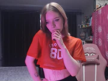 Piginnya August 03, 2025 Chaturbate stream image
