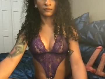 Sofialuxxts August 04, 2025 Chaturbate stream image