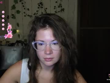 Alicia_Folow August 04, 2025 Chaturbate stream image
