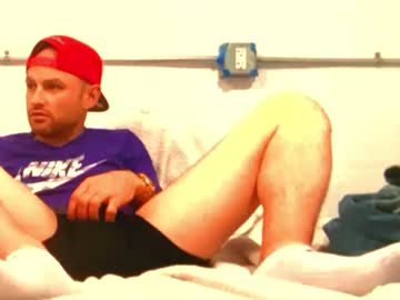 Ryanj1zz August 04, 2025 Chaturbate stream image