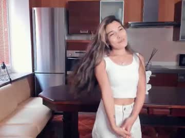 Goooldenshine August 04, 2025 Chaturbate stream image