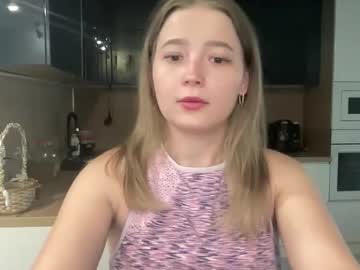 Charmingsarahh August 04, 2025 Chaturbate stream image