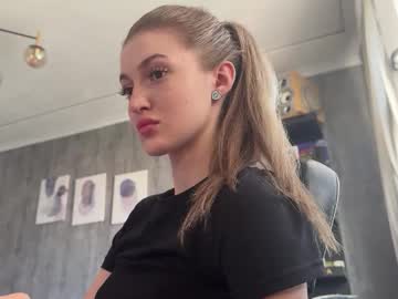Lilithtreasure August 04, 2025 Chaturbate stream image