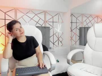 Sam_Y_Scarlett August 04, 2025 Chaturbate stream image