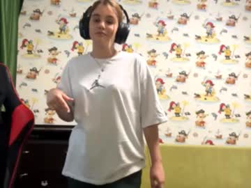 Tenishamilin August 04, 2025 Chaturbate stream image