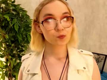 Devonatrue August 04, 2025 Chaturbate stream image