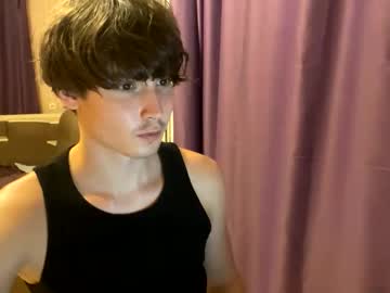 Faustfrost August 04, 2025 Chaturbate stream image