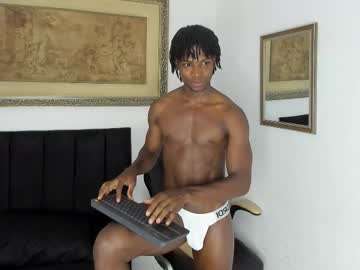 Tau_Montes August 04, 2025 Chaturbate stream image