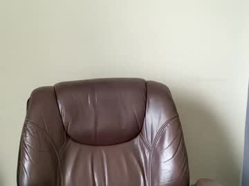 Umakemecumto August 04, 2025 Chaturbate stream image