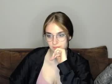 Mila_Keyy August 04, 2025 Chaturbate stream image